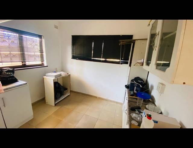 1 BEDROOM STUDIO APARTMENT TO LET IN RESERVOIR HILLS